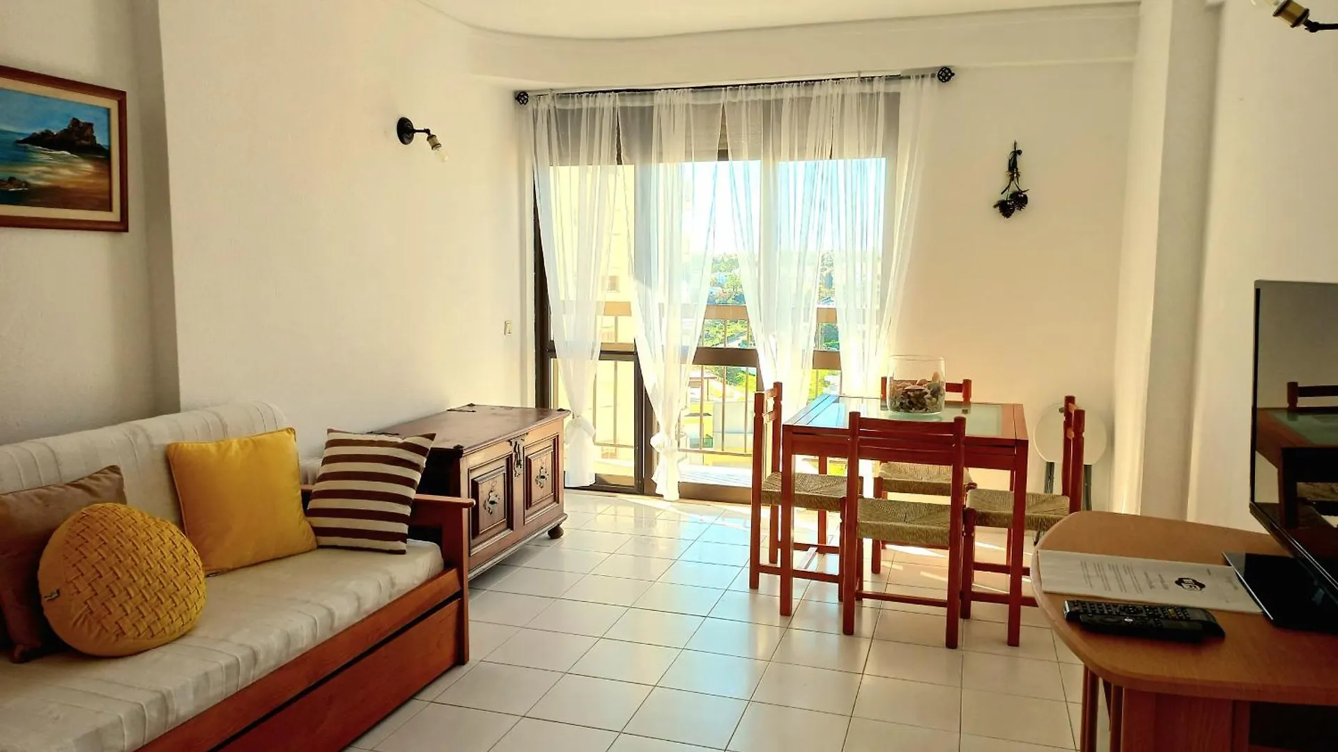 Casa Da Praia II Na Torre Baleeira Armação de Pêra Portugal